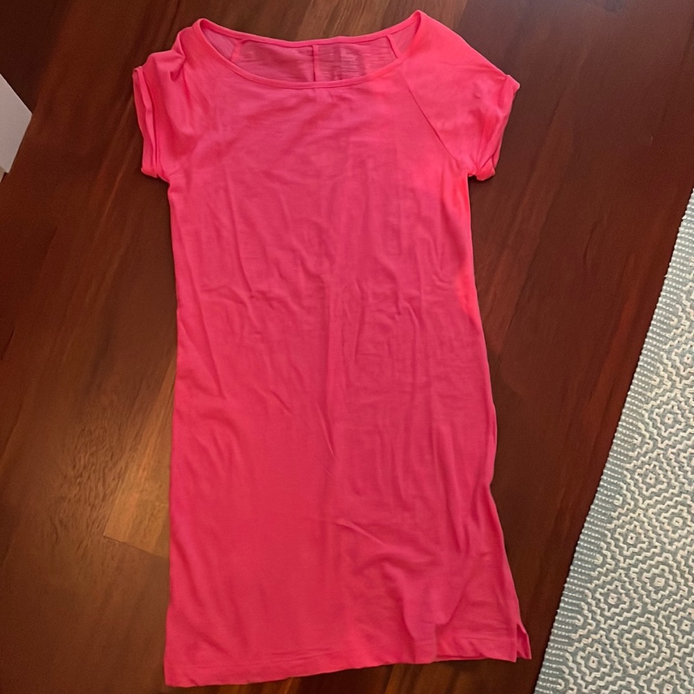 Lilly Pulitzer Pink Short Sleeve Dress barely ever worn Size XS